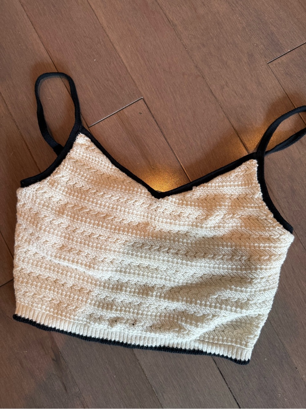 Abercrombie & Fitch Ivory Cropped Knit Cami with Black Trim